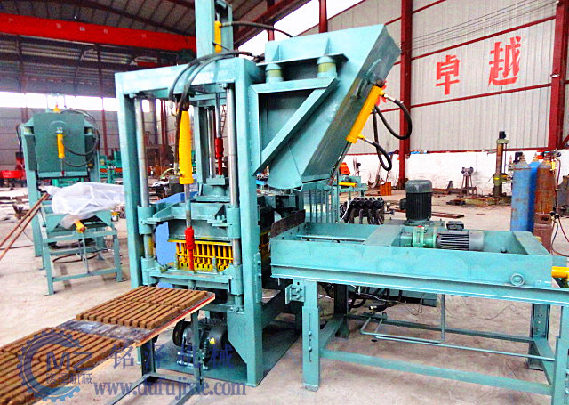 靜壓墊塊機生產磚